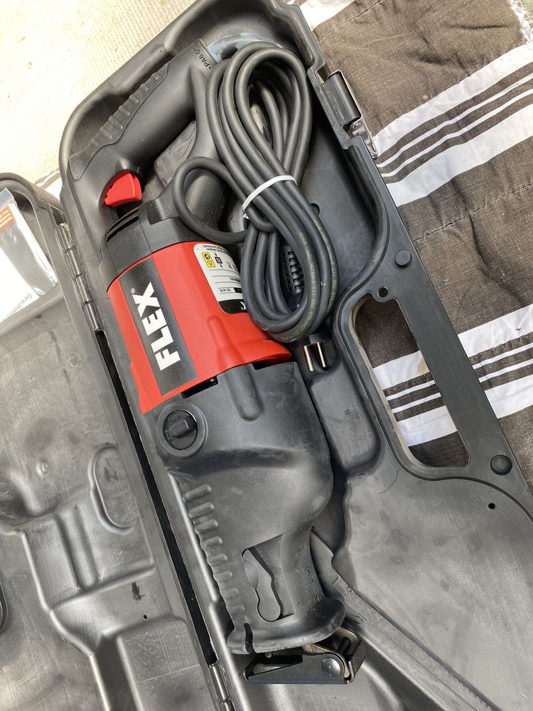 Piła szablista Flex ske 2902 vv