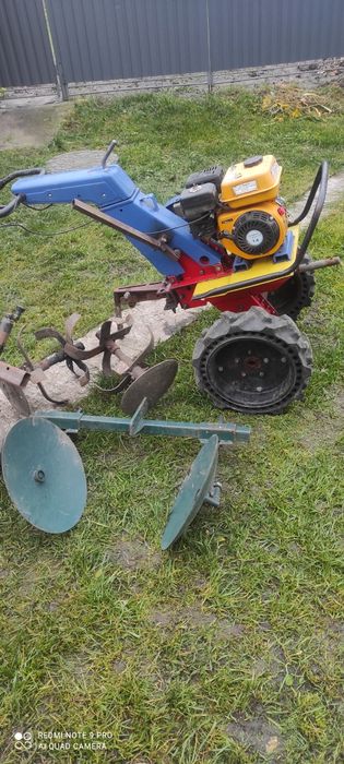 Мотоблок бензиновий