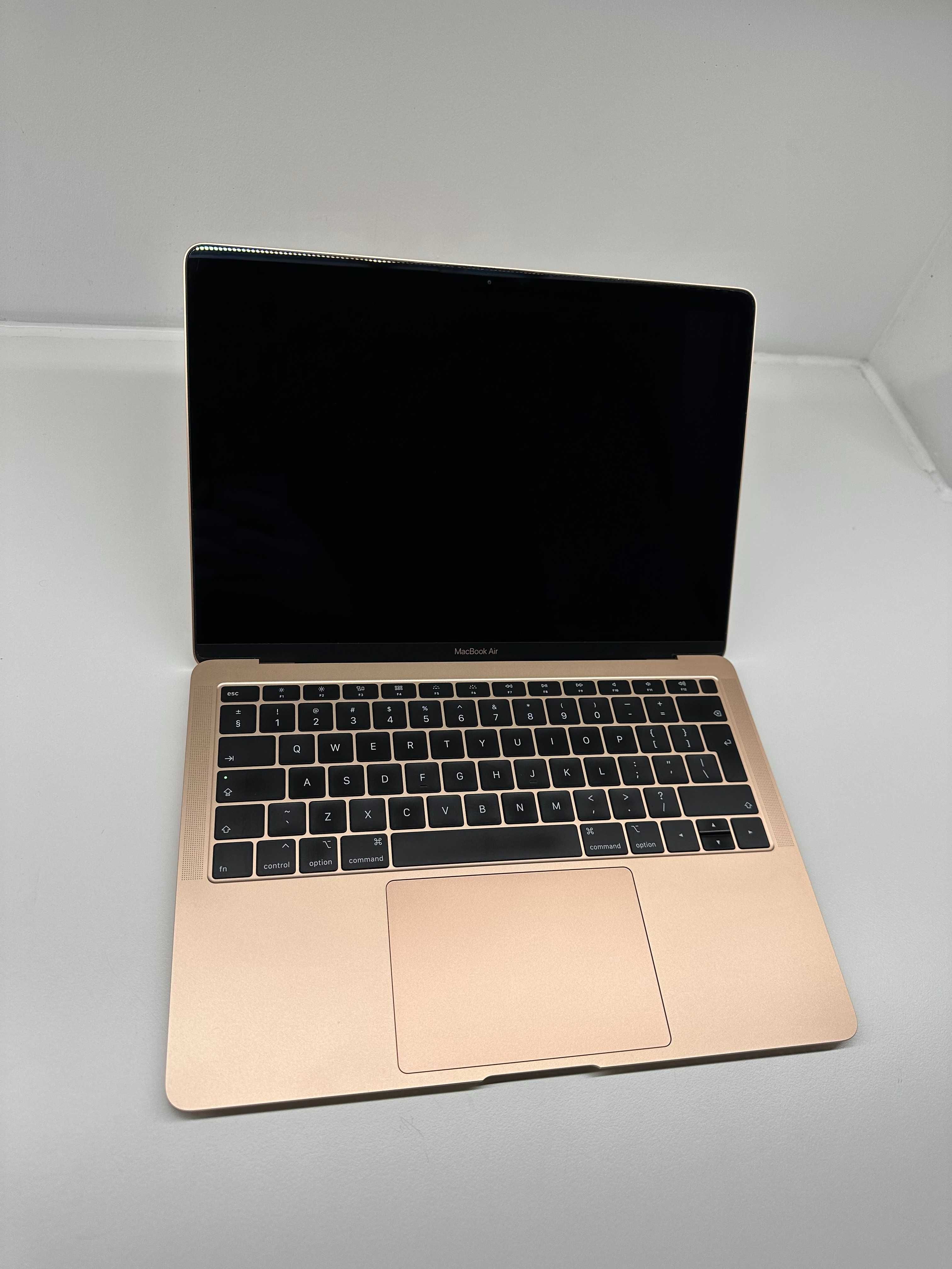 MacBook Air 13 A1932 Gold Złoty 8 GB RAM 128 GB SSD Bateria 90%