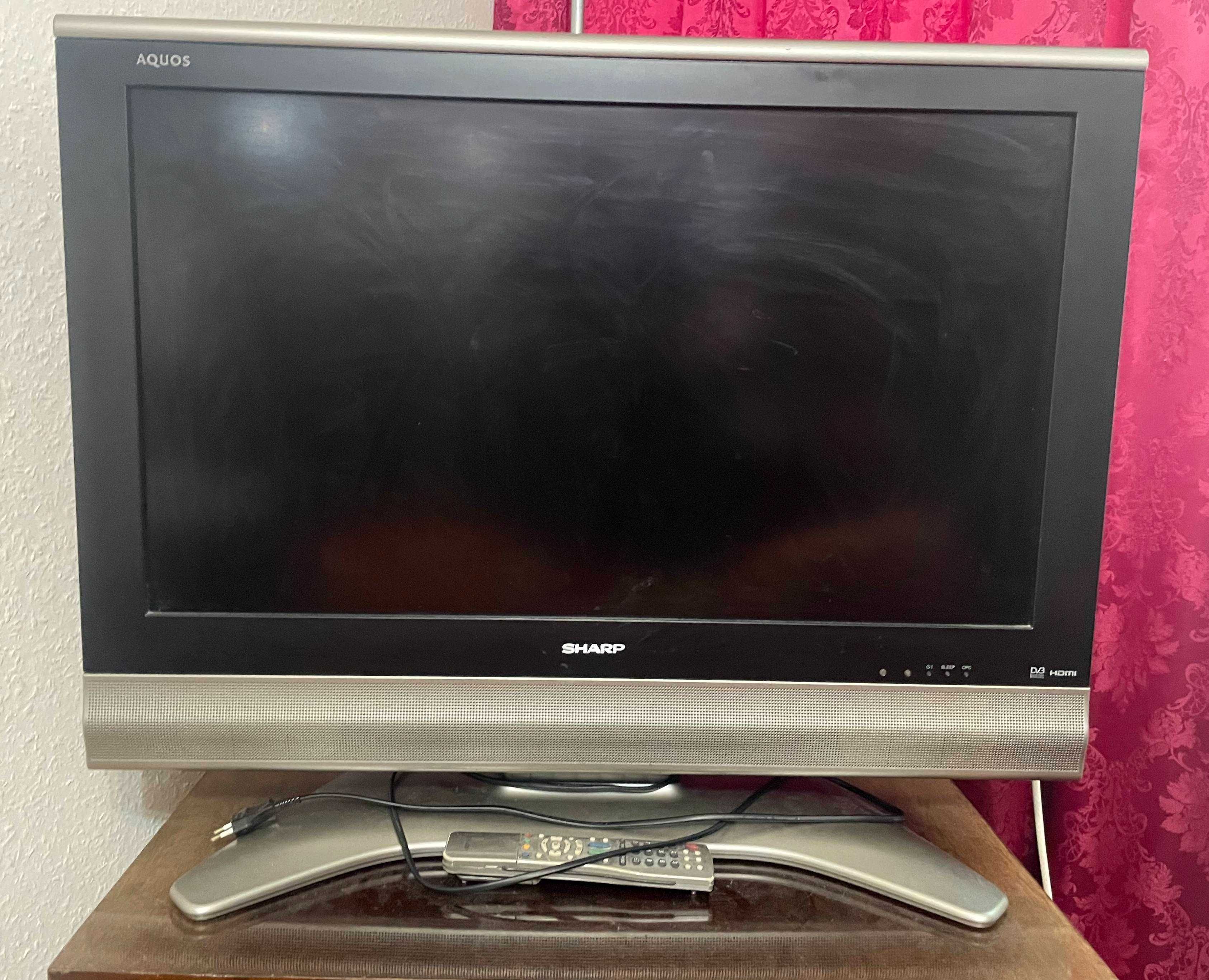 Telewizor 32'  LCD Sharp LC-32P70E