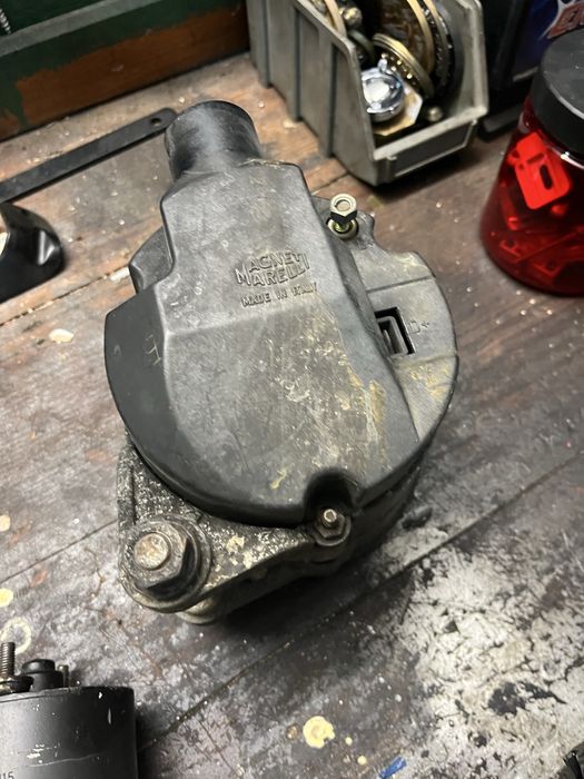 Alternador Jipe- UMM