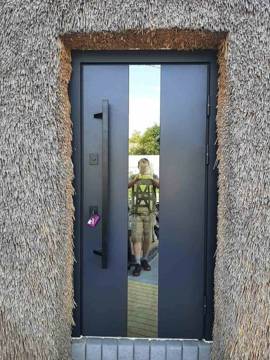 Міжкімнатні та Вхідні ДВЕРІ