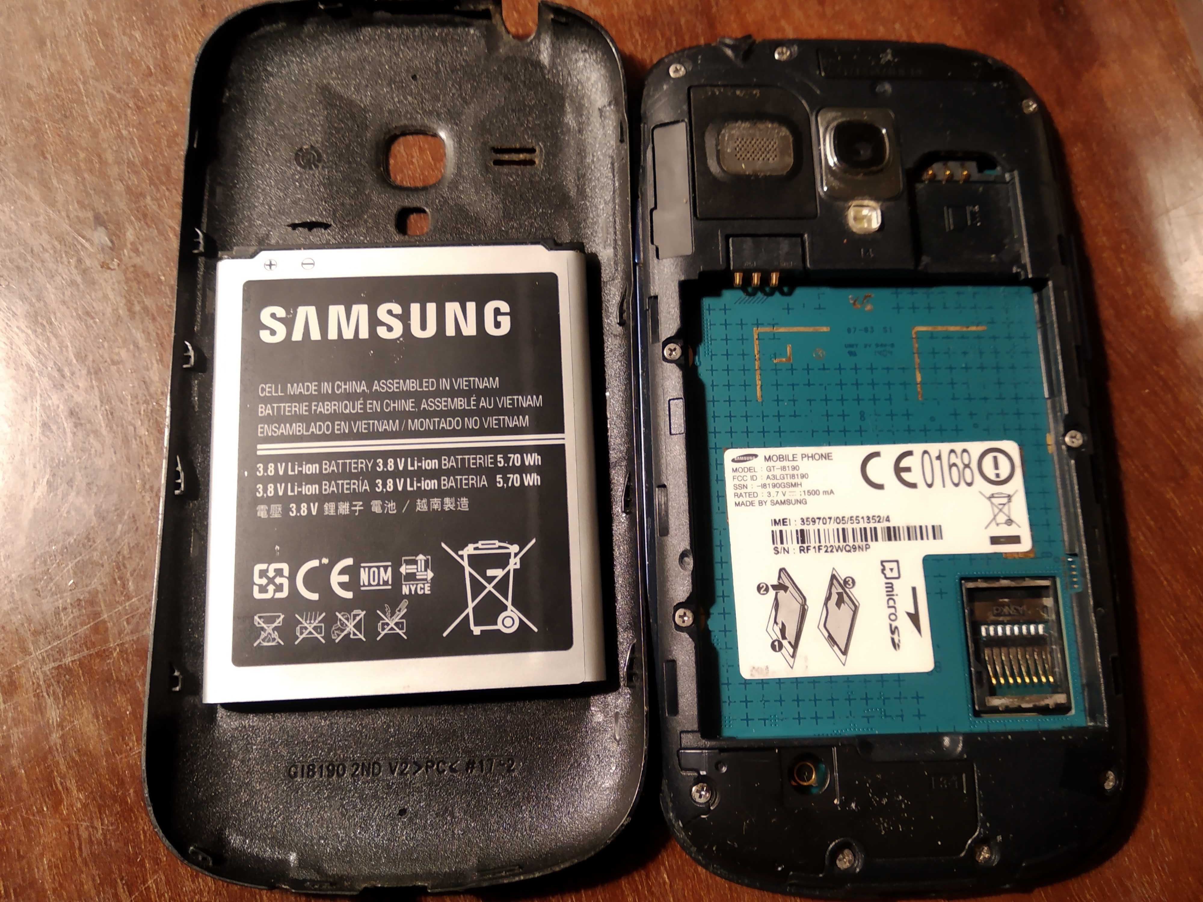 Samsung S 3 III mini смартфон root, amoled, зарядка, новий чохол