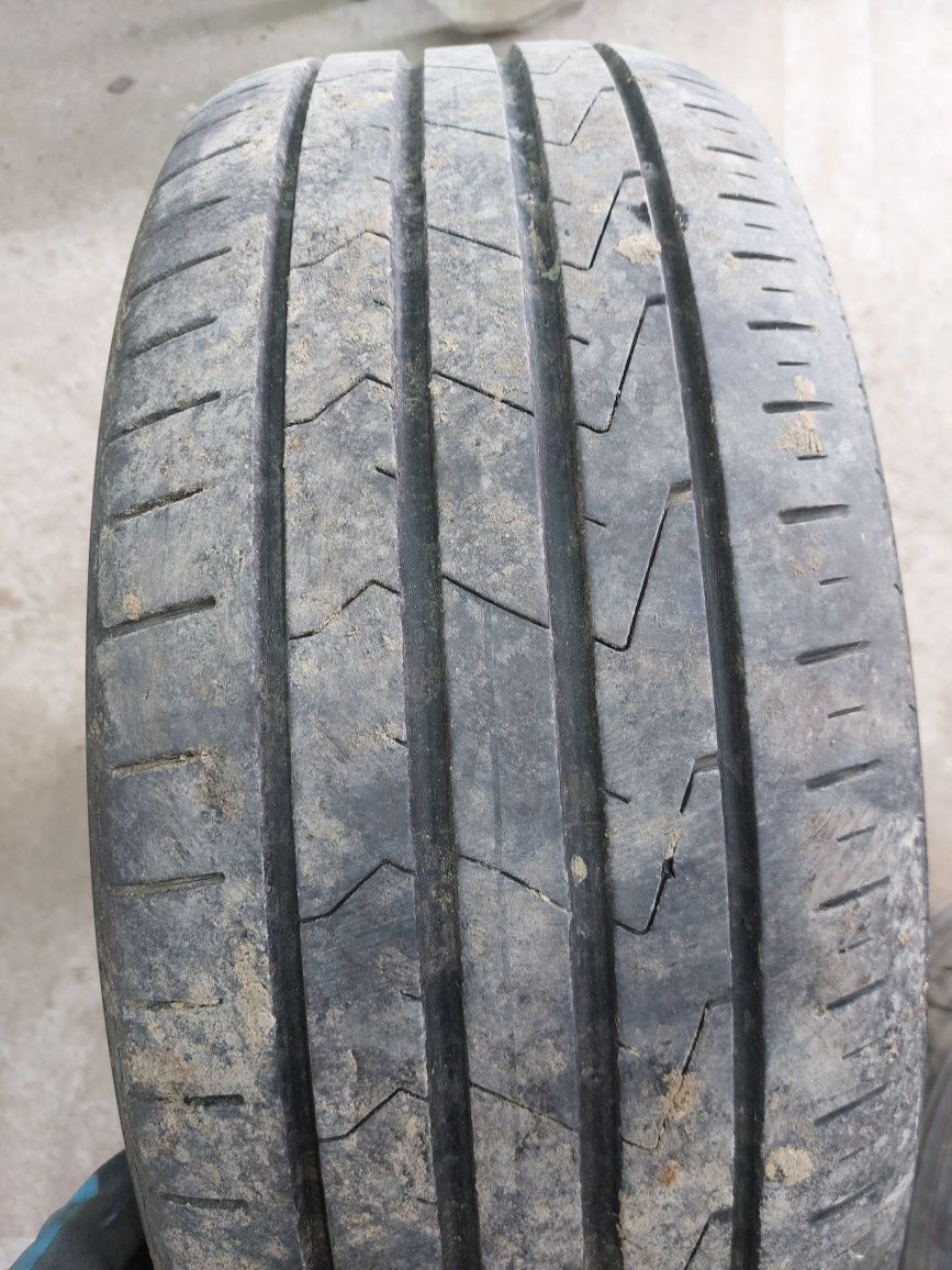 Opony Pirelli Hankook 205/55 r16