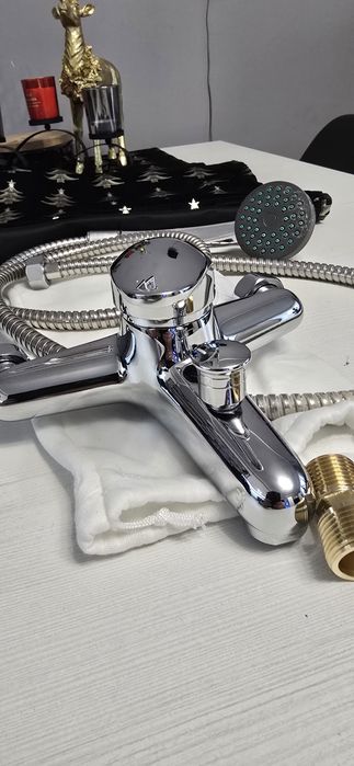 Bateria wannowa ścienna praktycznie nowa