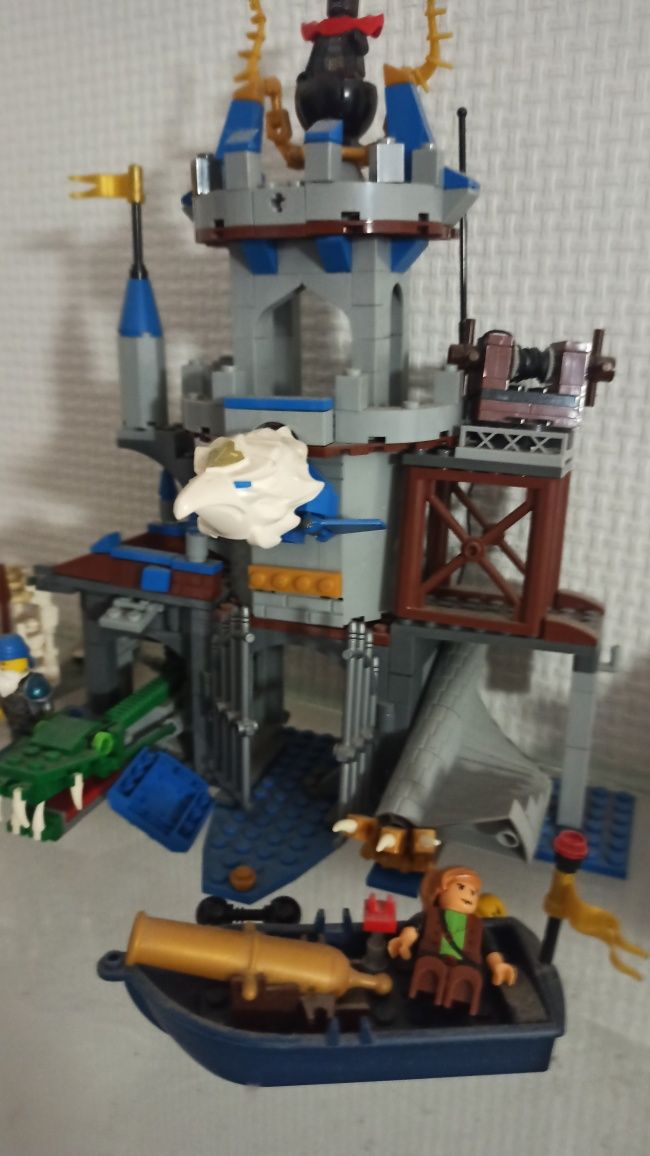 Лего фортеця замок з драконом н ндзяго