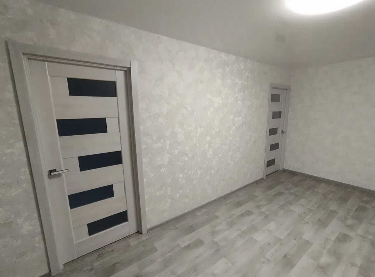 Продам 3к квартиру по адресу просп. Александра Поля, 127, верх Кирова!
