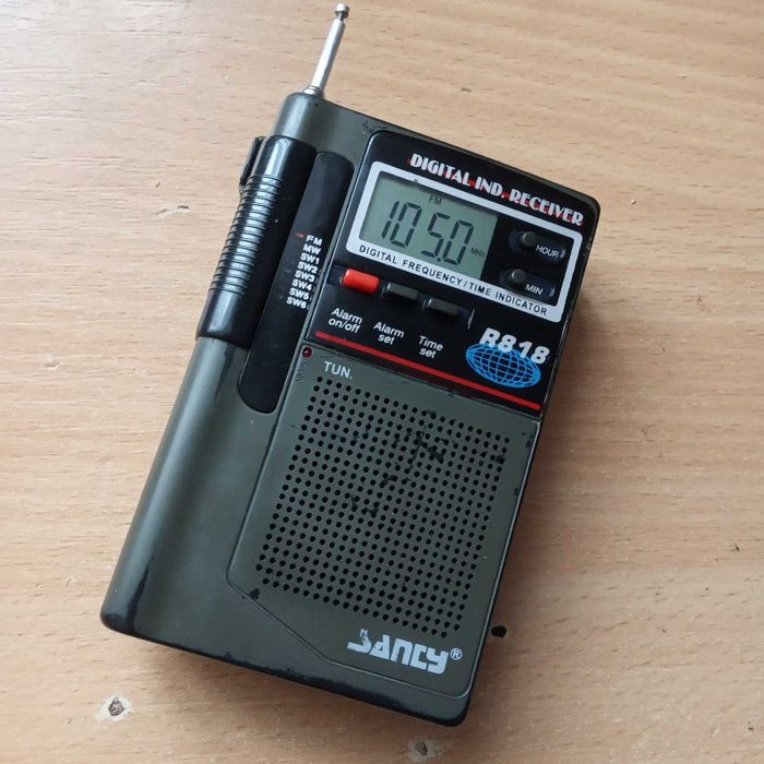 Приймач клон Tecsun R 818