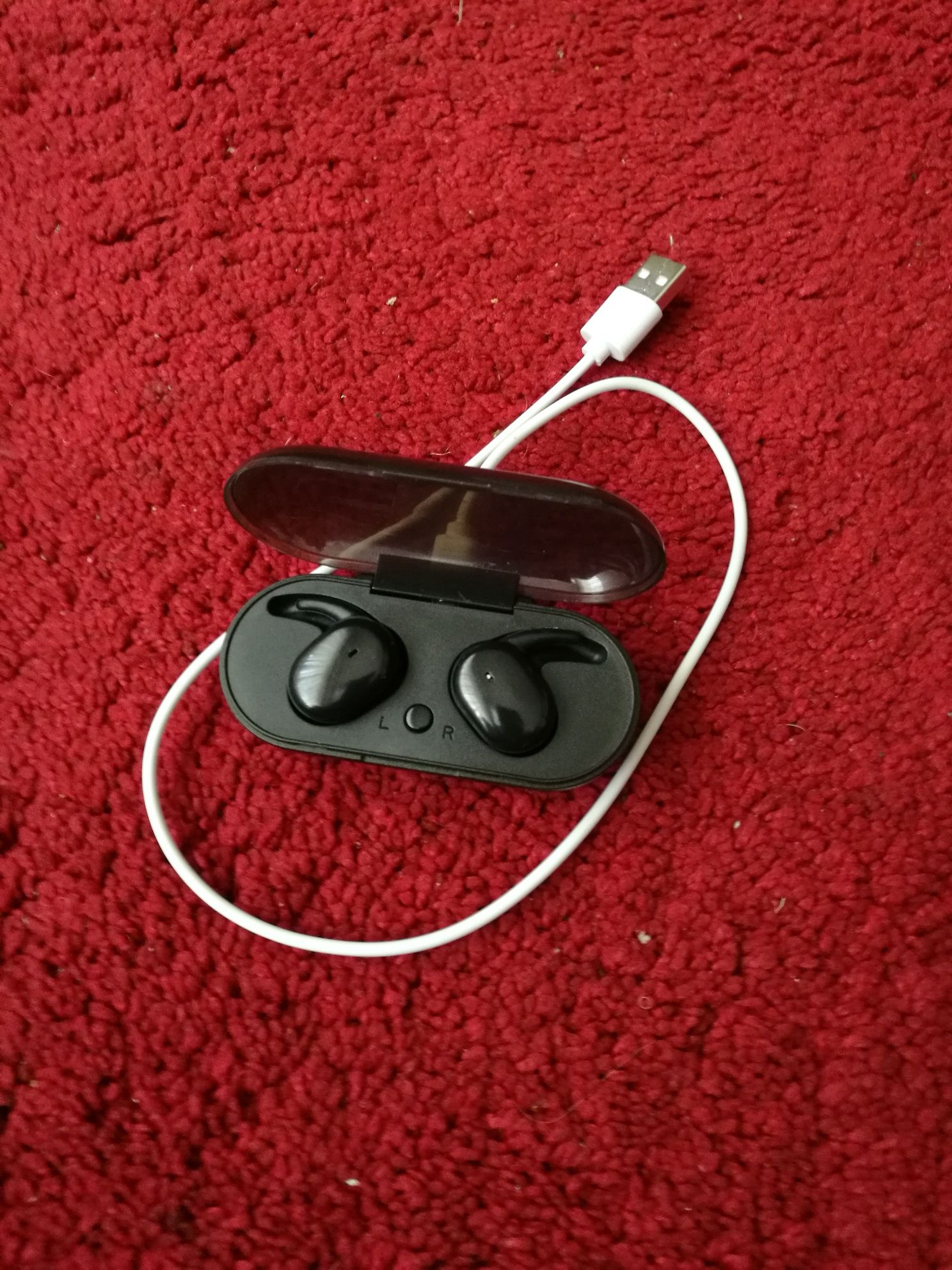 Fones de ouvido pretos