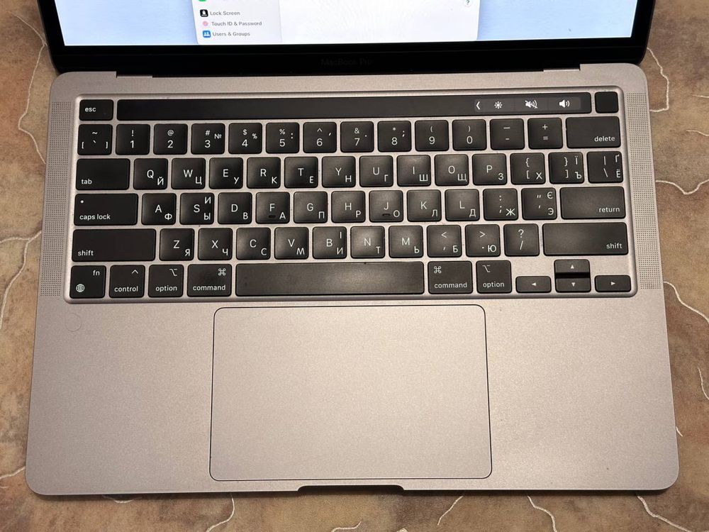 MacBook Pro 13” M1 8/256 2020
