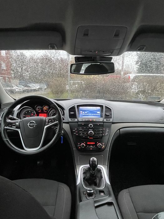 Opel Insignia 1.9d// 130 KM// NAVI// 6 biegów// hak// opłaty na ROK//