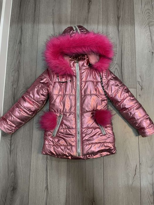 Куртка зимова на дівчинку 5 років