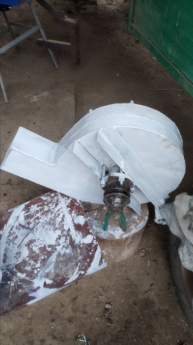 Продам сінорізку