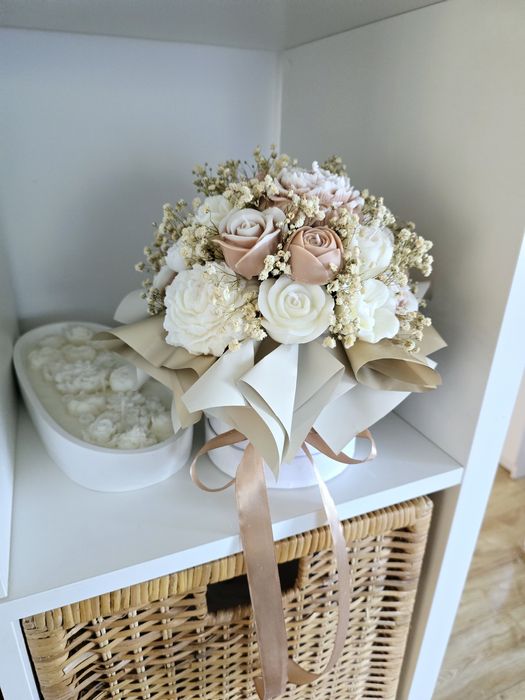 Flowerbox candlebox bukiet z wosku Świece sojowe