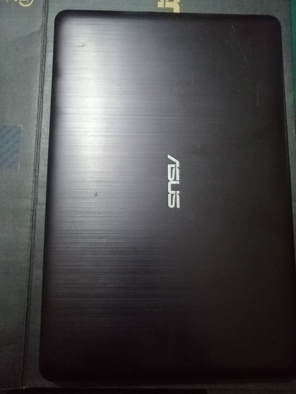 Portátil Asus A540S  Ram 4GB disco SSD 256 GB pc