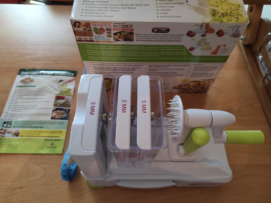 Слайсер для нарізки овочів