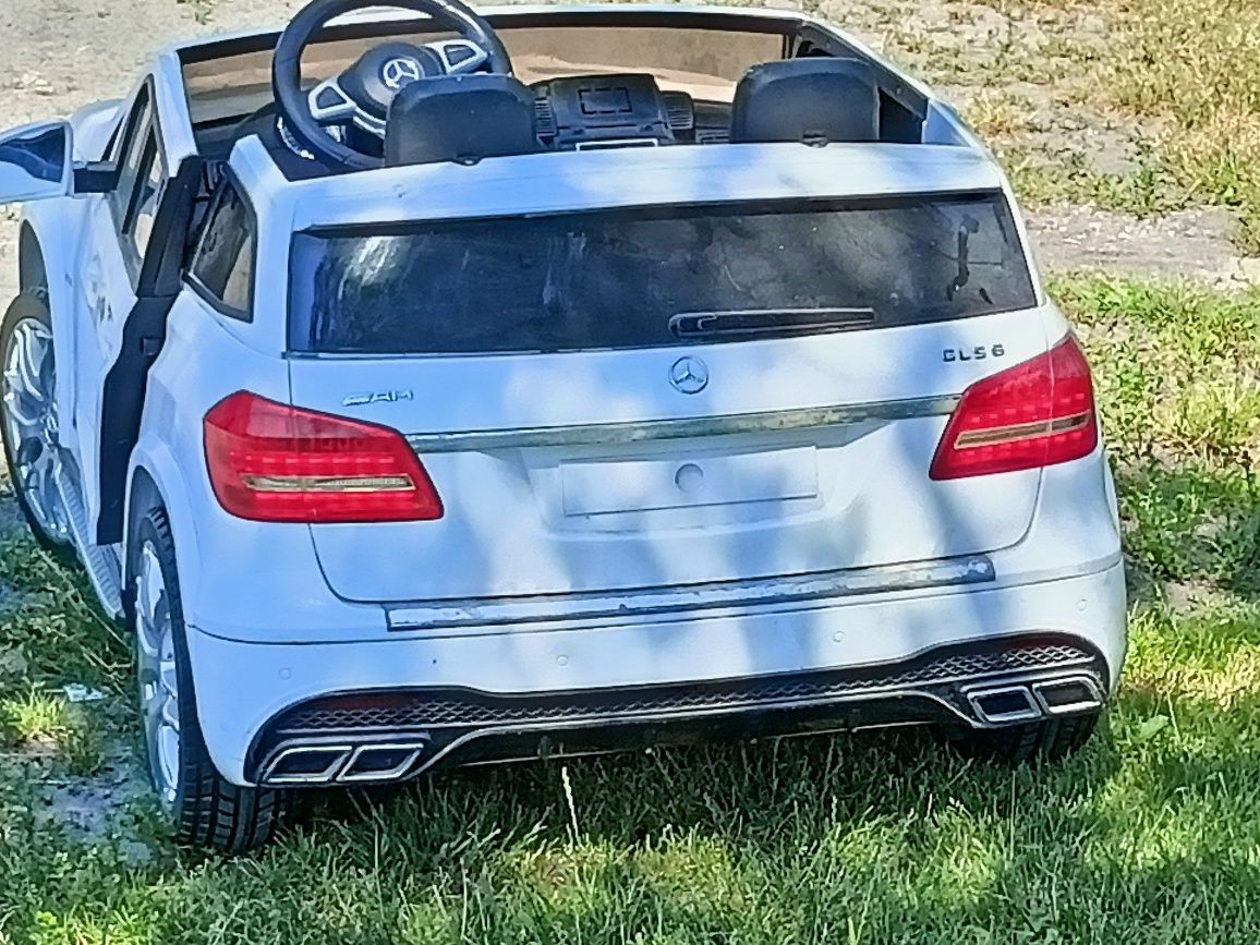 Mercedes     AMG