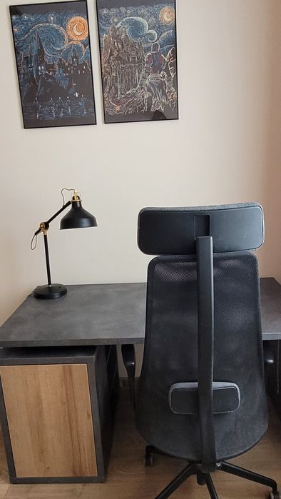 Solidne biurko 140cm w stylu loftowym w świetnym stanie