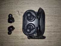 Sluchawki Samsung Buds plus ,etui Spigen.