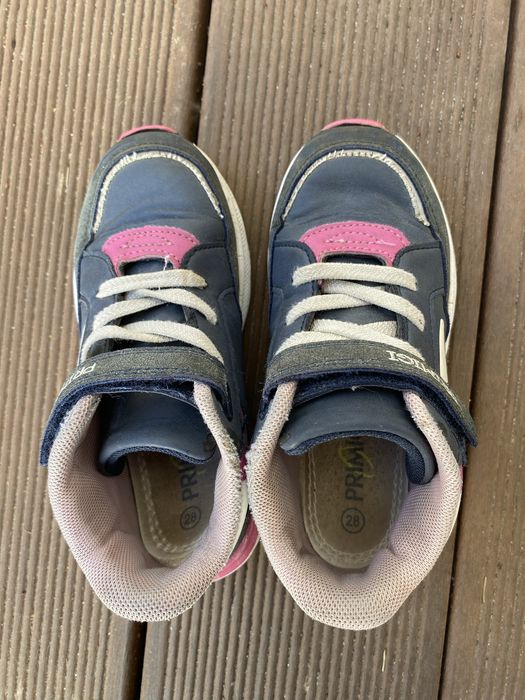 Sneakersy, buty a’la adidasy Primigi dla dziewczynki, granatowe r.28
