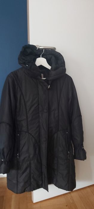 Płaszcz pikowany damski Loft .