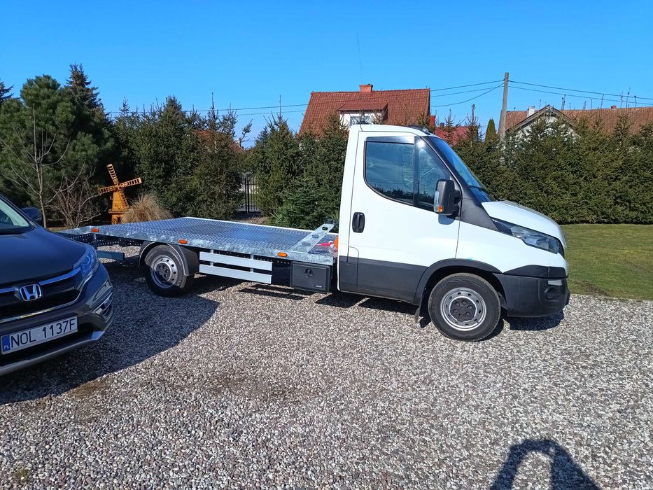 Laweta Najazd Zabudowa Pomoc Drogowa - Iveco i Inne dmc 3500kg.