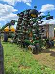 Посевной комплекс зерновой John Deere 1890 с прицепным  баком 1910