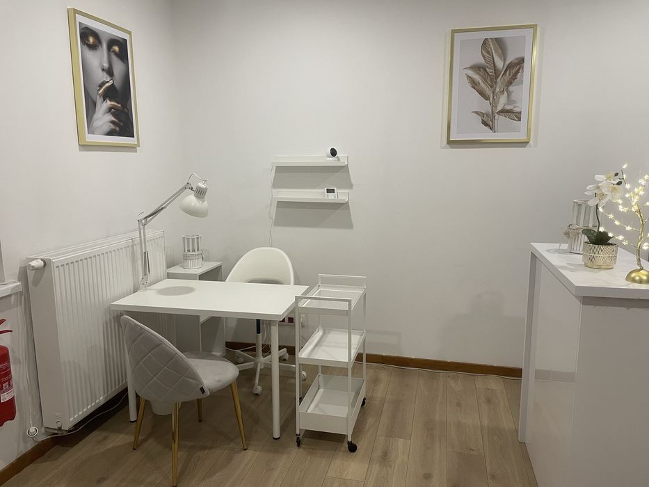 Sprzedam meble stanowisko Manicure , gotowe stanowisko