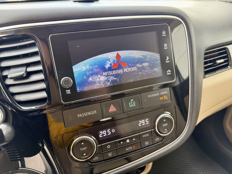 Mitsubishi Outlander 2017