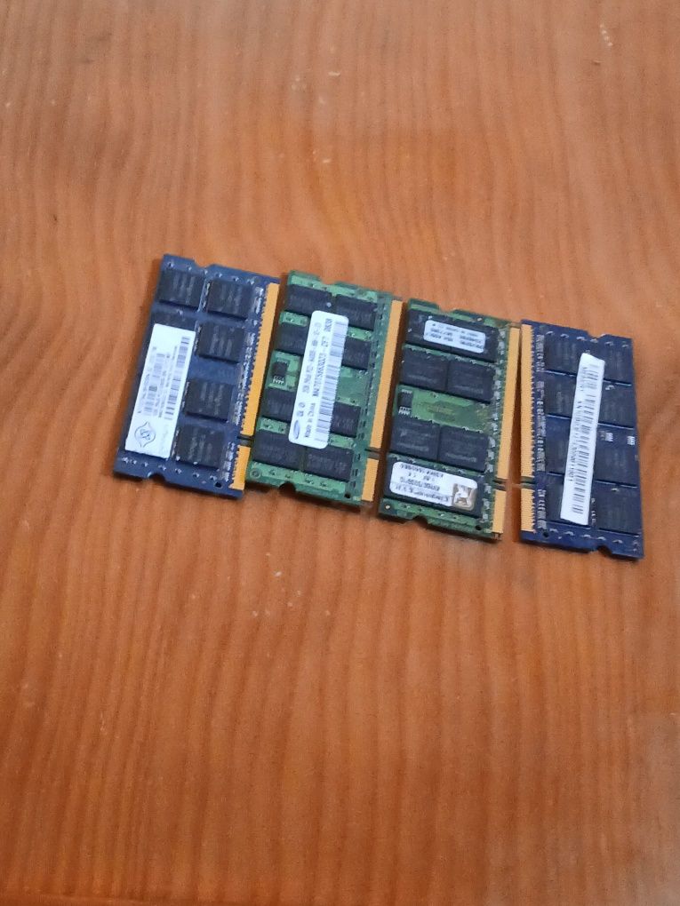 Memória RAM 2GB para PC