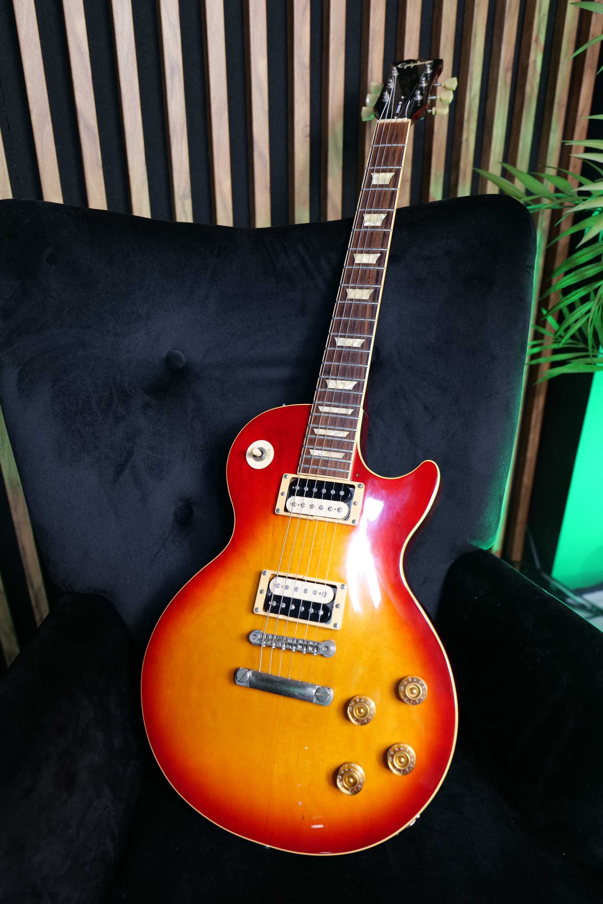 Epiphone (Gibson) Les Paul. Japan 1100$ (Стара ціна 1300$)