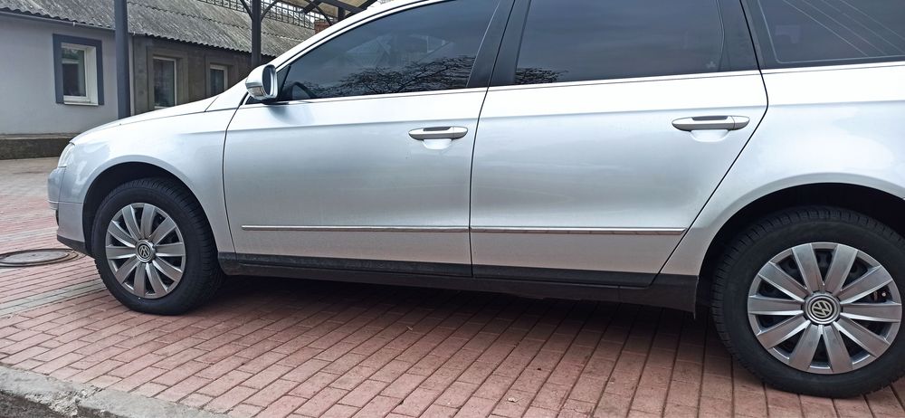 Продам свій Passat