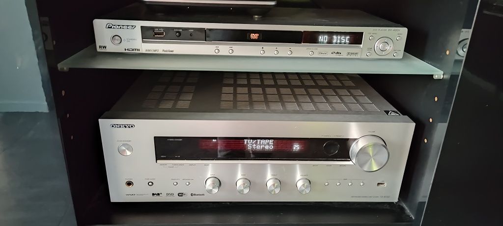 Onkyo TX-8150 + Jamo S718 + DVD Pioneer DV 400 HiFi stereo