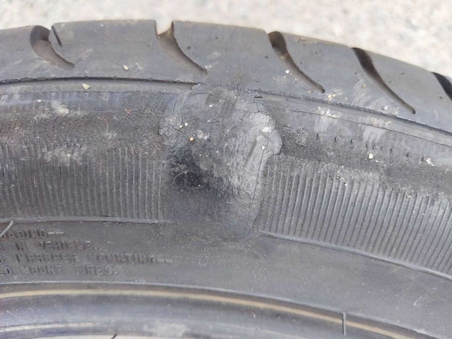 Шина 215 50 R 17 Goodyear.