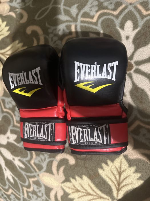 перчатки everlast для мма