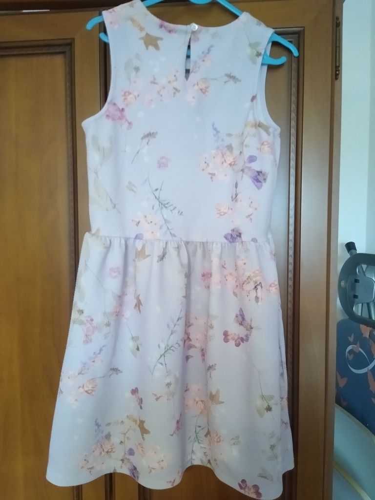 Sukienka Next 140cm