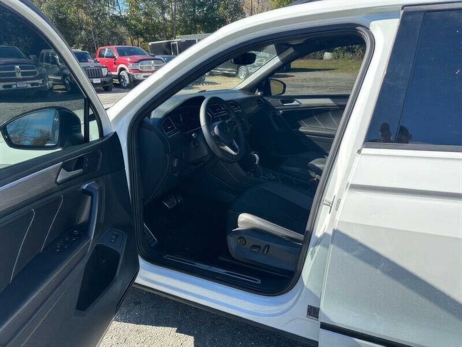 Volkswagen Tiguan SE R-Line Black 4Motion      2022