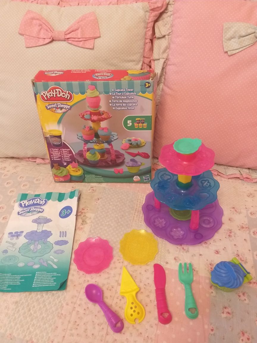 Zestaw Play-doh Wieża Słodkości, cukiernia, bez ciastoliny