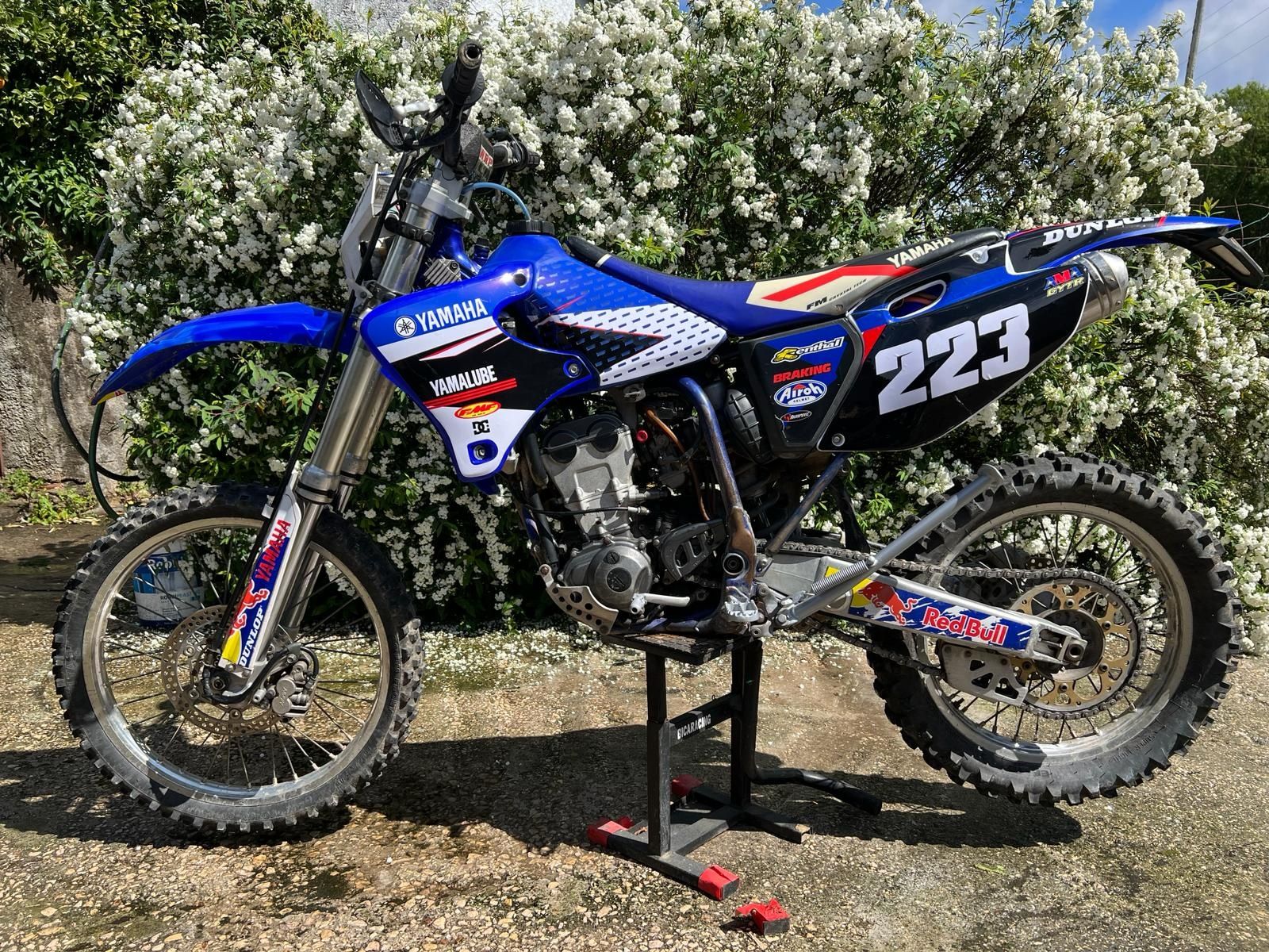 Yamaha WR 250 matrículada