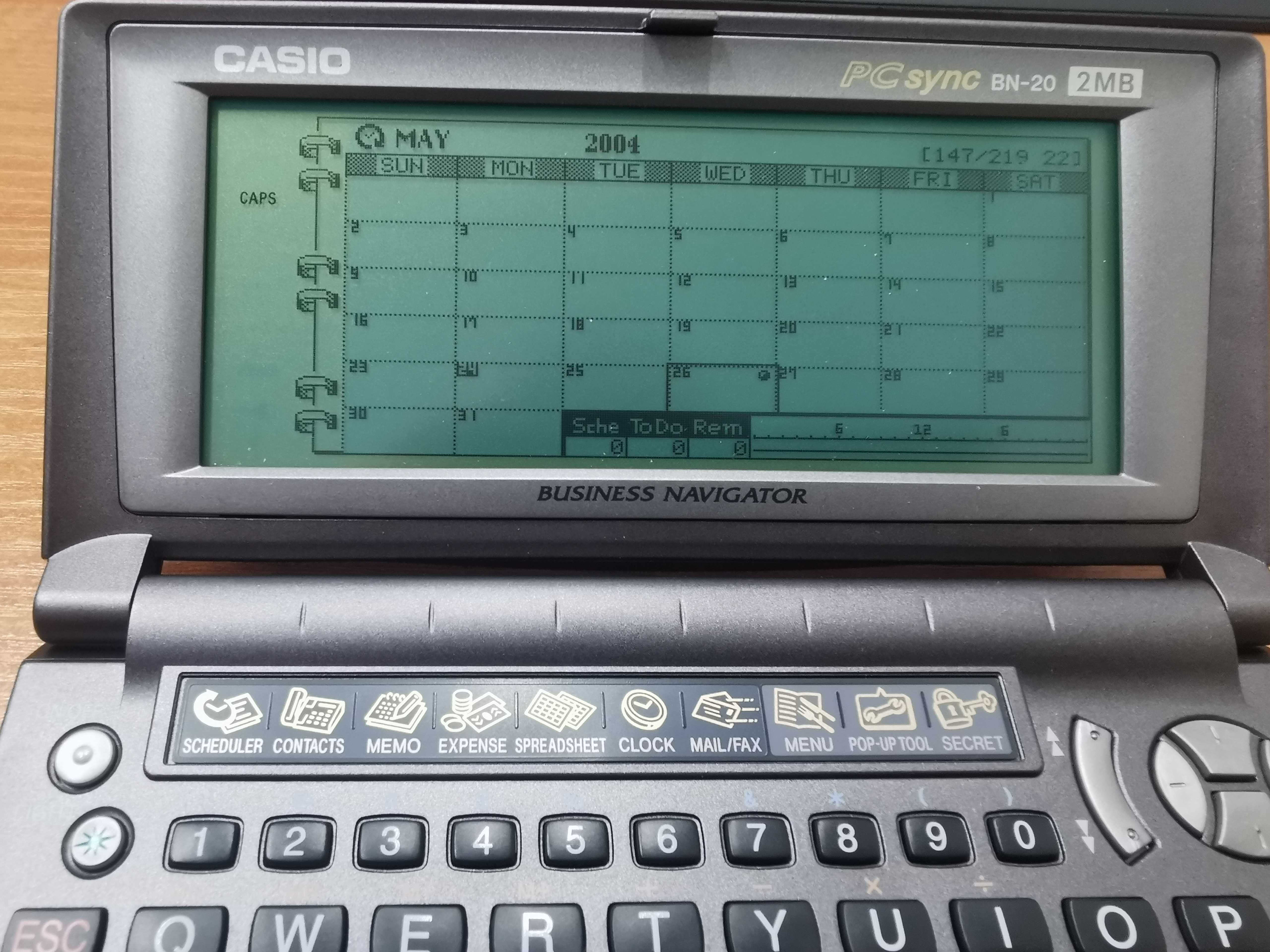 Retro organizer Casio BN-20 Business Navigator.