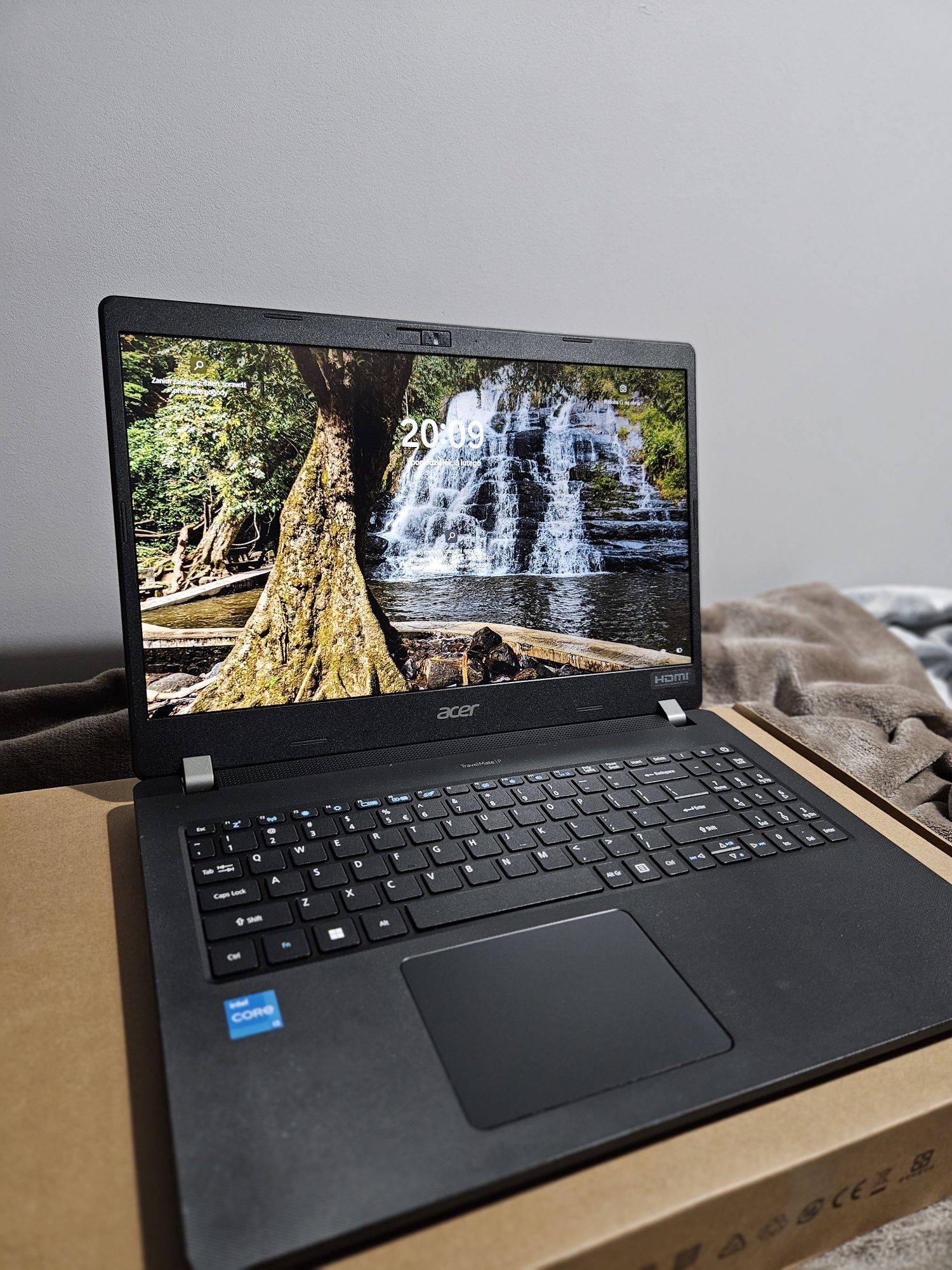 Laptop Acer TravelMate P2 TMP215-53 i3