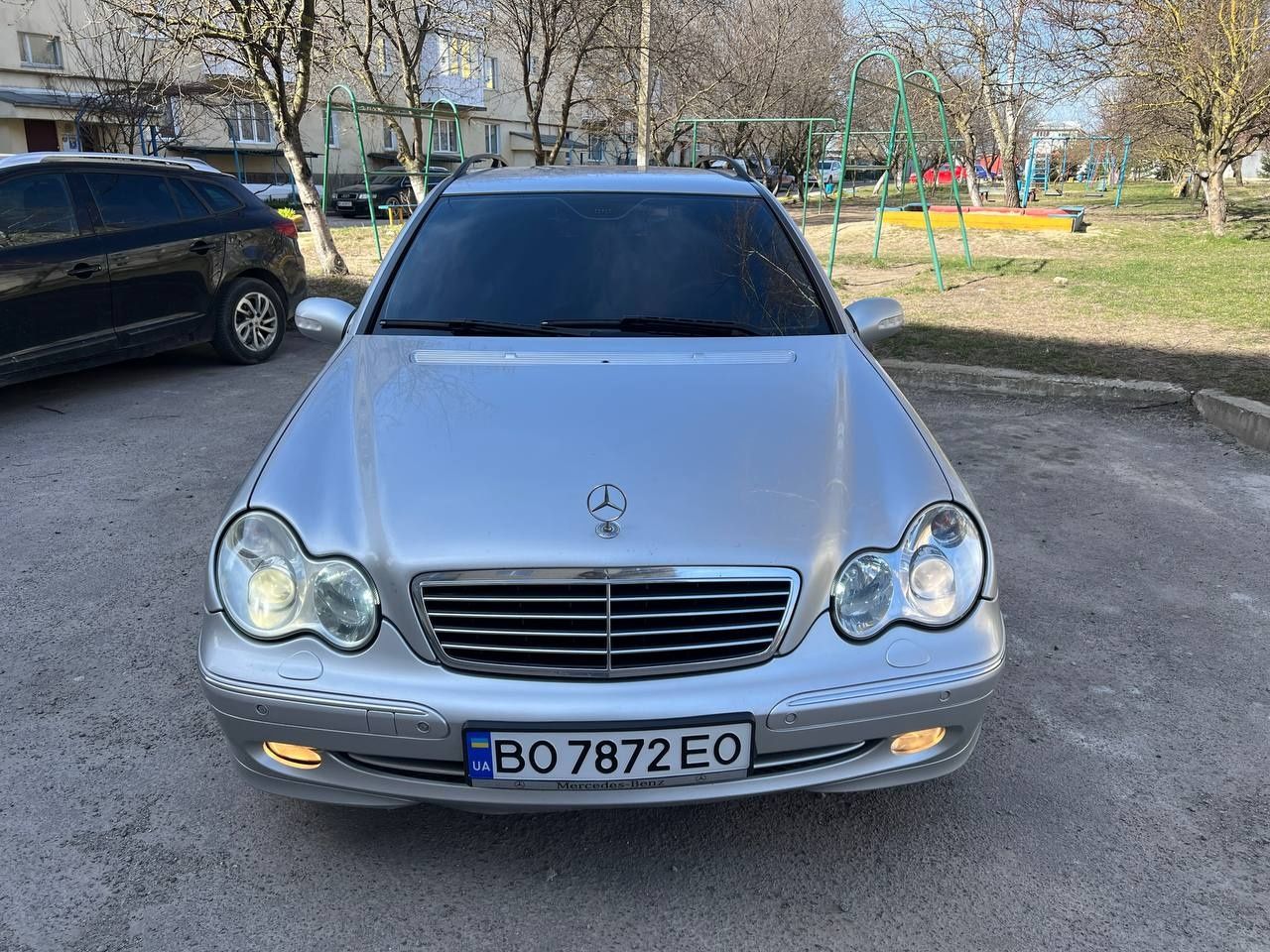 Продам Mercedes Benz W203 220 CDI
2003 рік 2.2 дизель 
Авто в доброму