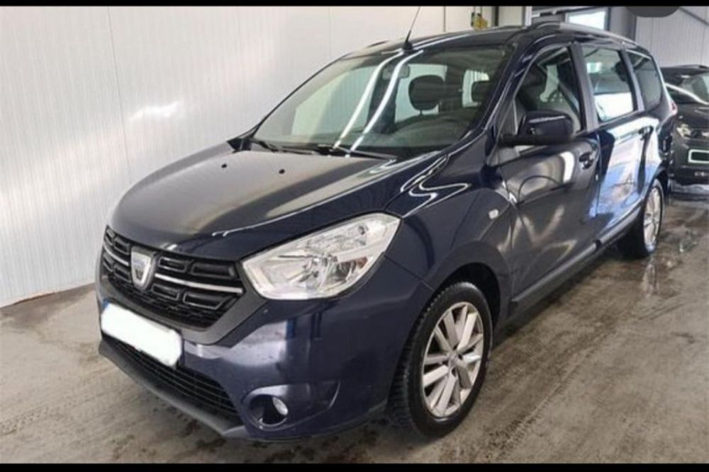 Vendo dacia 2018 inteira
