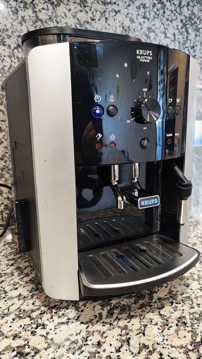 Máquina de café Krups Quattro Force