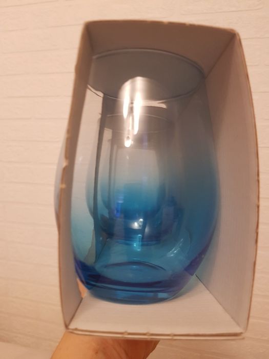 Zestaw sześciu szklanek