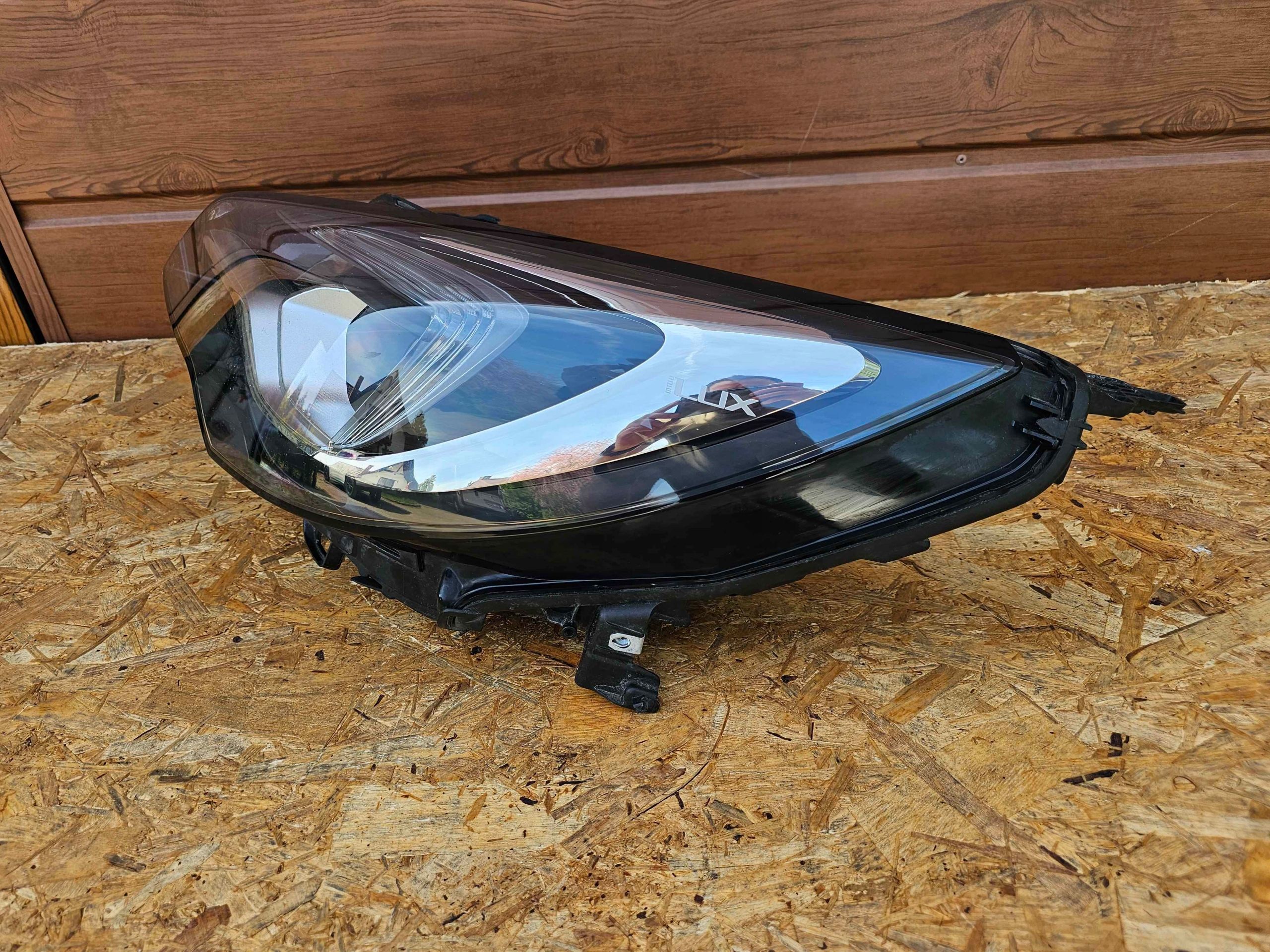 Opel Astra K Lampa lewa przednia Reflektor Led lewy przód