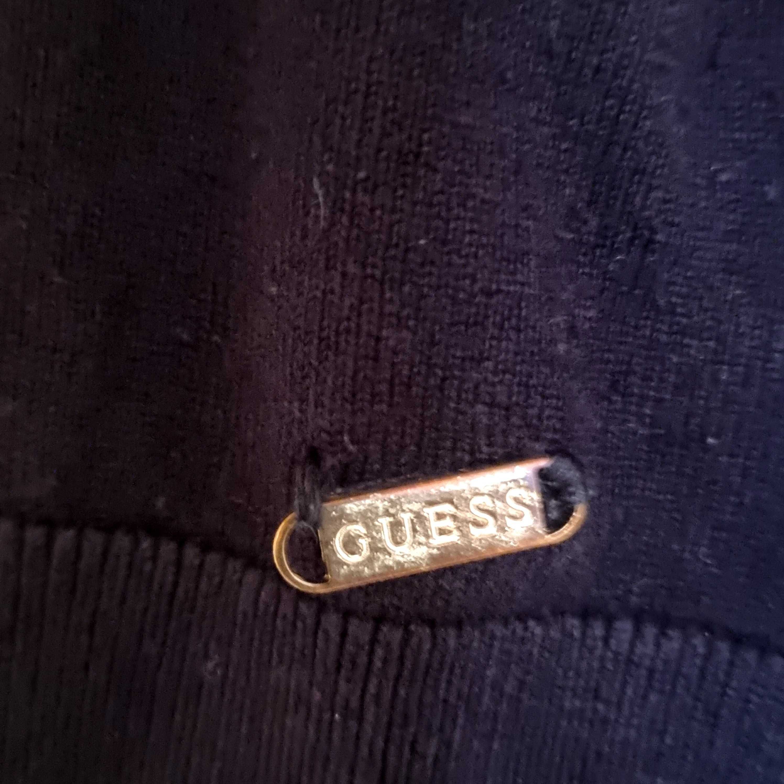Super sweterek firmy Guess