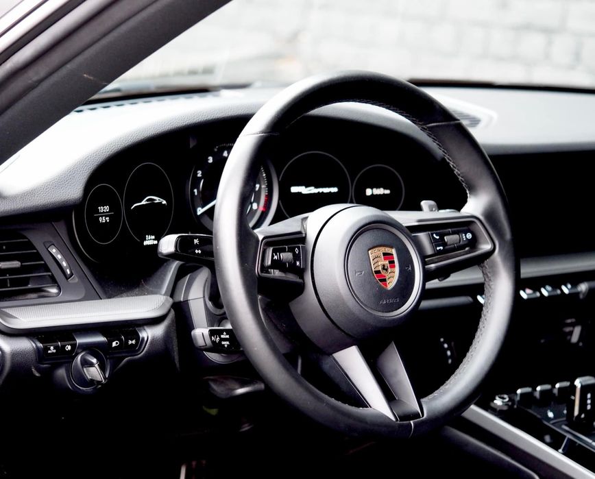 Porsche 911 versão 992