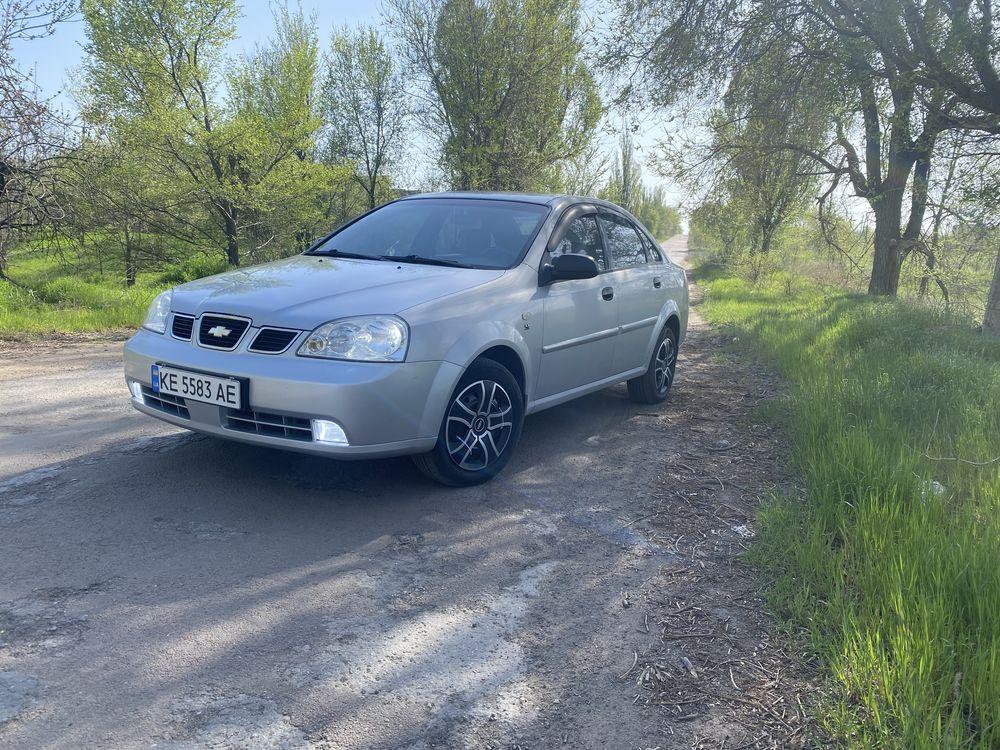 Доглянутий Лачетті