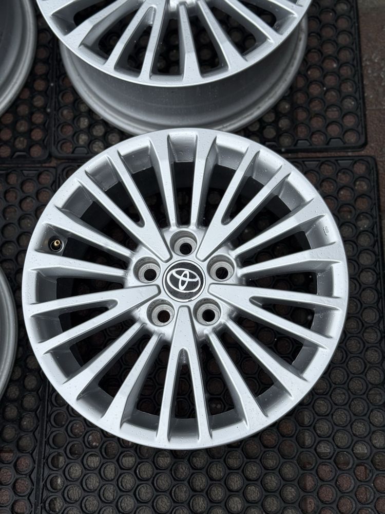 диски огигінал NEW toyota CAMRY 80 70  lexus 5 114,3 r17